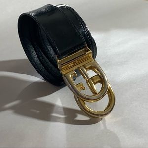 👋🏾SOLD👋🏾vintage GUCCI black leather BELT w/gold GG logo buckle 70cm SIZE M